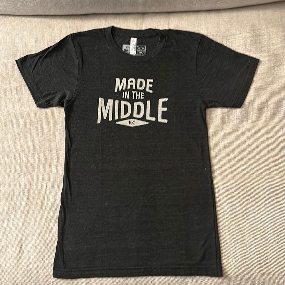 KANSAS CITY LOVE! Made in the Middle Tee